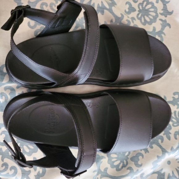 Doc Dr Martens Sandals 10 New! - Picture 3 of 6